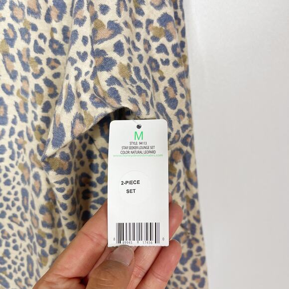 New Honeydew Medium Star Seeker Brushed Jersey Leopard Coordinating Lounge Set - Picture 4 of 16